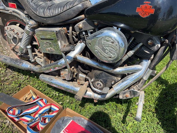 1981-harley-davidson-fxb-sturgis-motorcycle-image-2