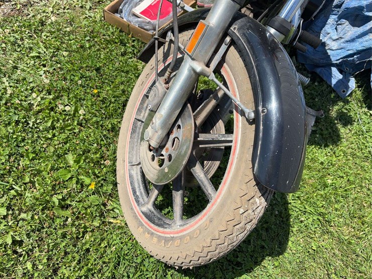 1981-harley-davidson-fxb-sturgis-motorcycle-image-10