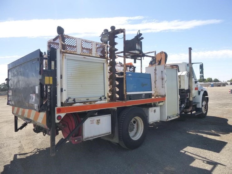 2007-international-durastar-4400-image-4