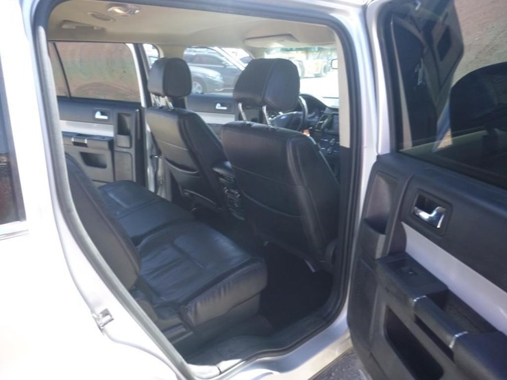 2014-ford-flex-image-8