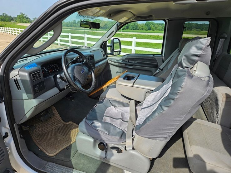 2004-ford-f250-xlt-image-24