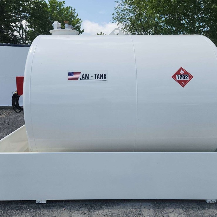 AM-Tank Fuel Tank with Pump/Nozzle (2376 Gallon/8995 Litre)