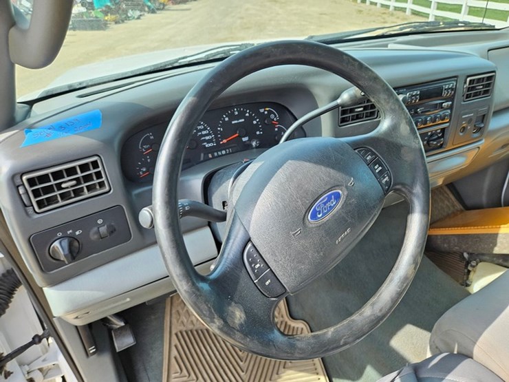 2004-ford-f250-xlt-image-29