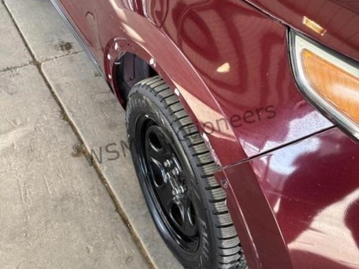 2013-ford-explorer-image-3