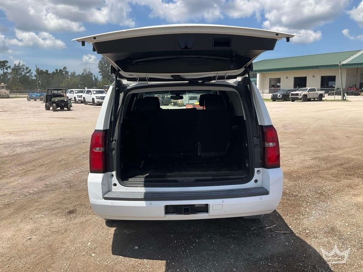 2020-chevrolet-tahoe-image-30