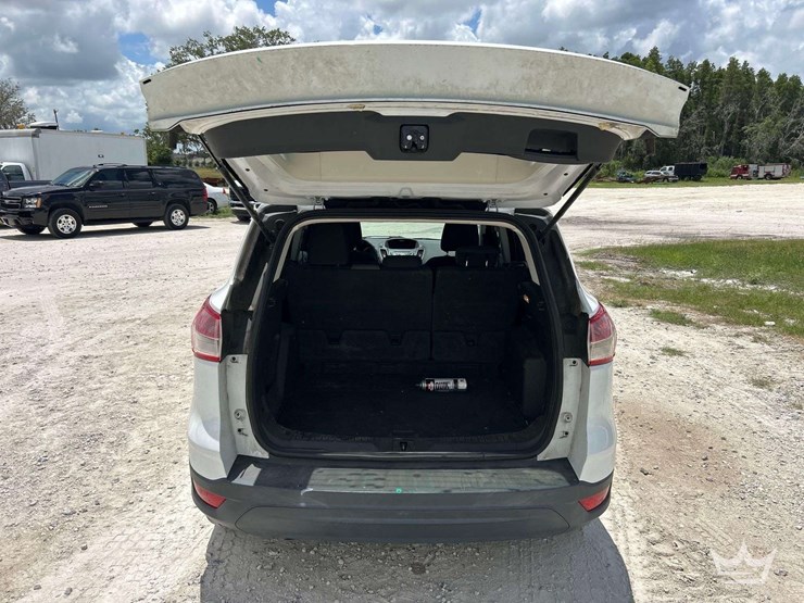 2016-ford-escape-image-18