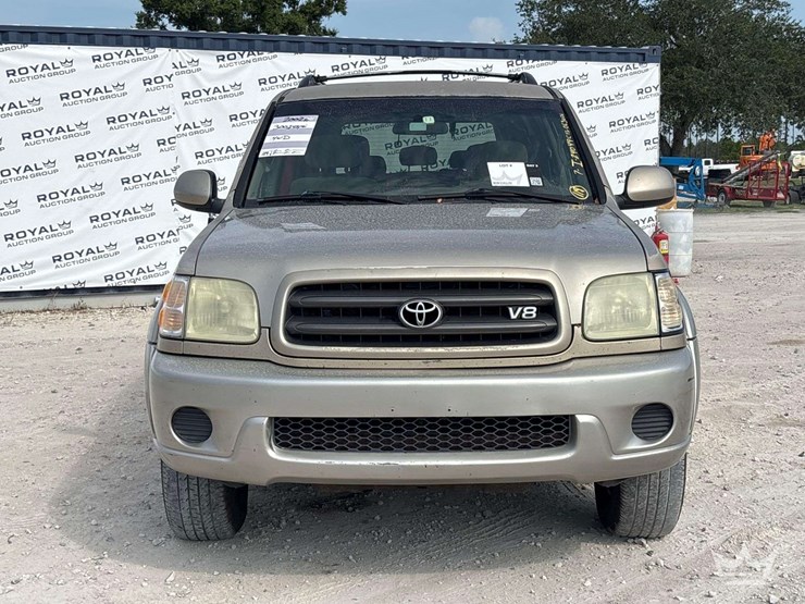 2002-toyota-sequoia-image-26