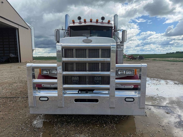 1999-peterbilt-378-image-10