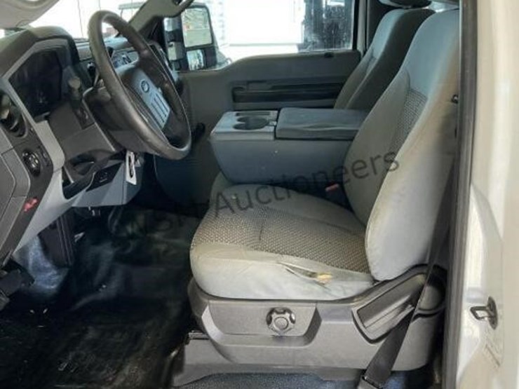 2014-ford-f250-image-21