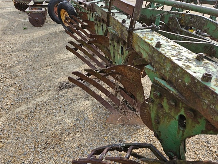 john-deere-5-image-13