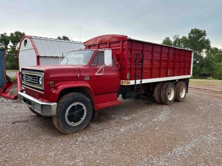 1975-chevrolet-c65-image-1