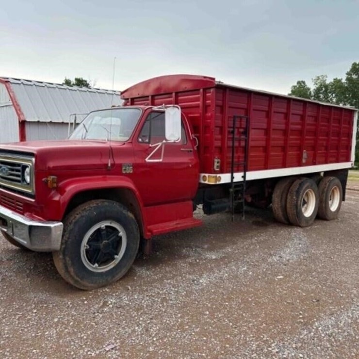 1975 CHEVROLET C65