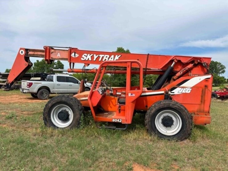 sky-trak-8042-image-1