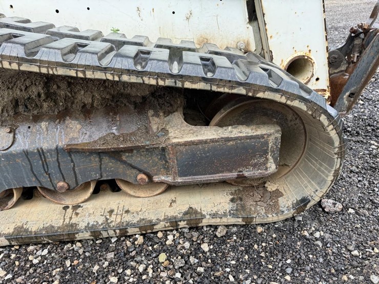 2015-bobcat-t650-image-14