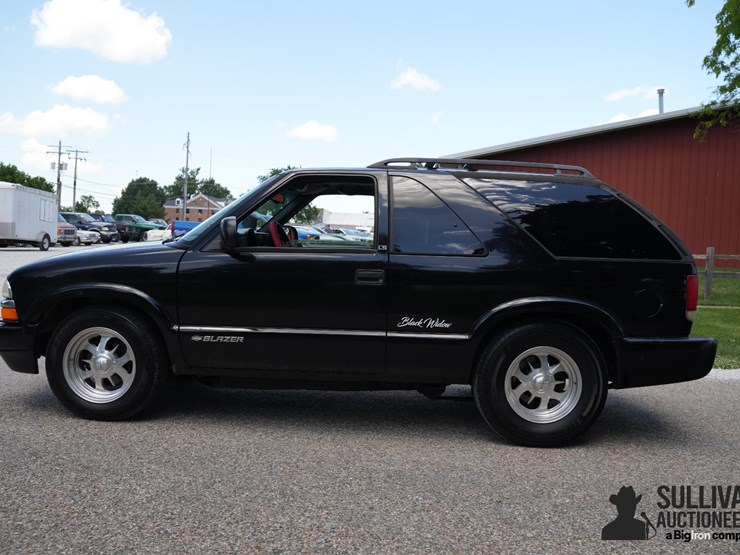 1999-chevrolet-blazer-image-8