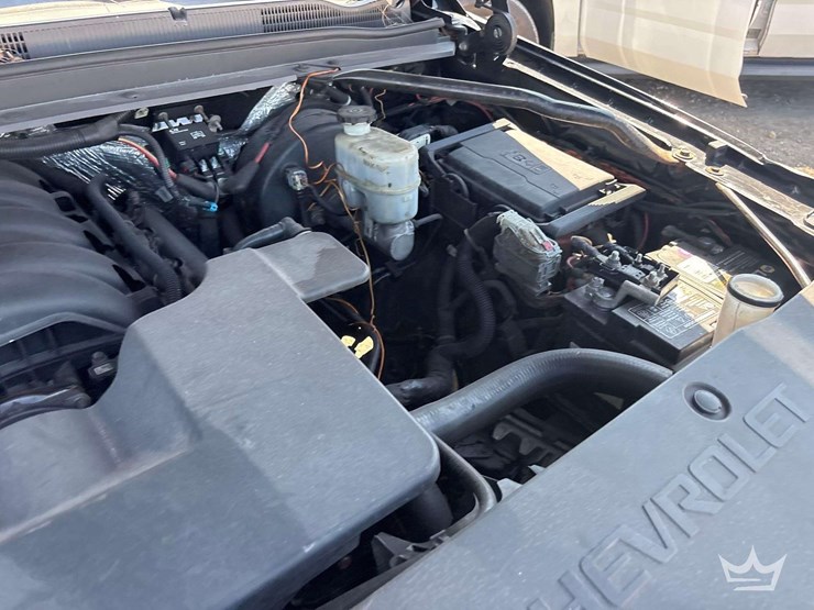 2018-chevrolet-tahoe-image-9