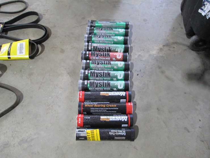 #45017-•-lot-of-(12)-grease-tubes-inv#45017-image-2