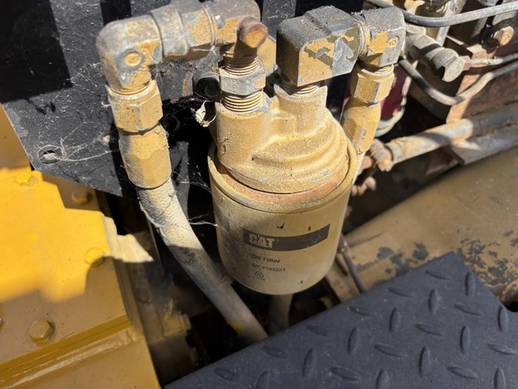 caterpillar-v80e-image-42