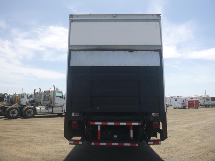 2016-ford-f650-xlt-image-6