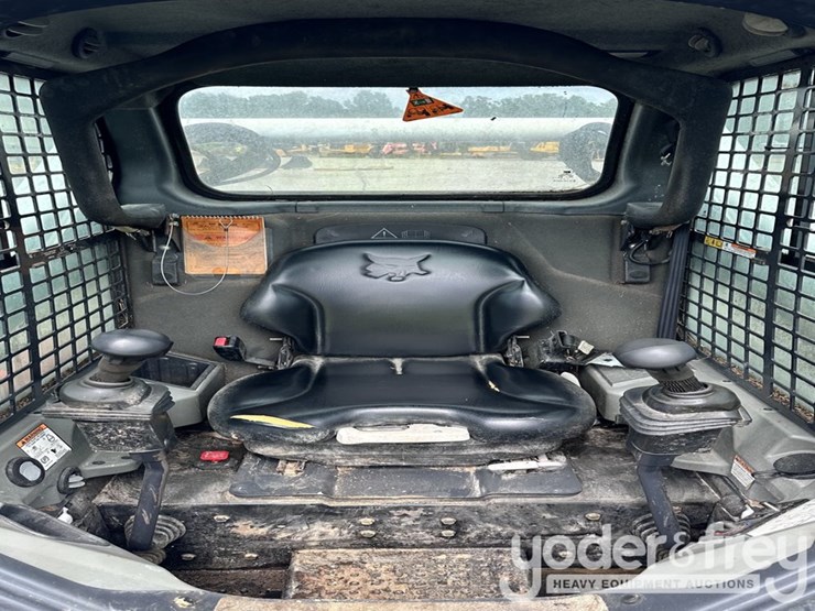 2017-bobcat-s650-image-5