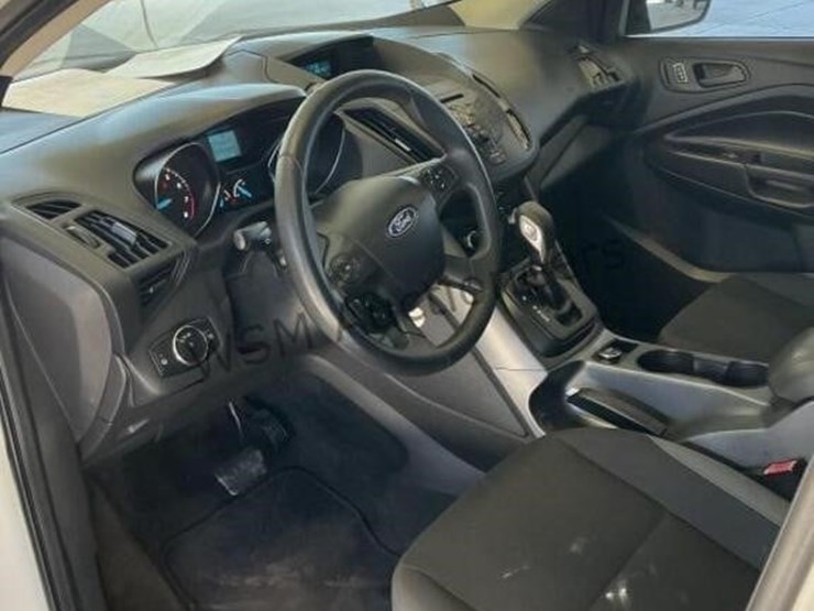 2013-ford-escape-image-22