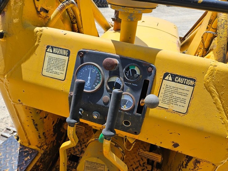 deere-350b-image-32