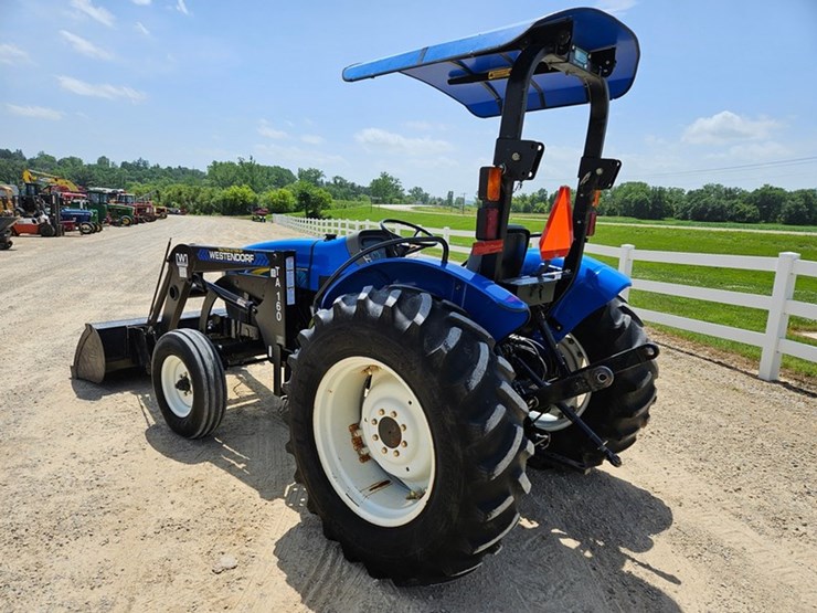 new-holland-tt60a-image-3