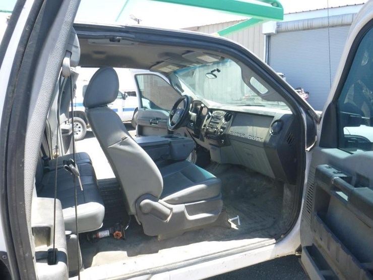 2014-ford-f350-image-6