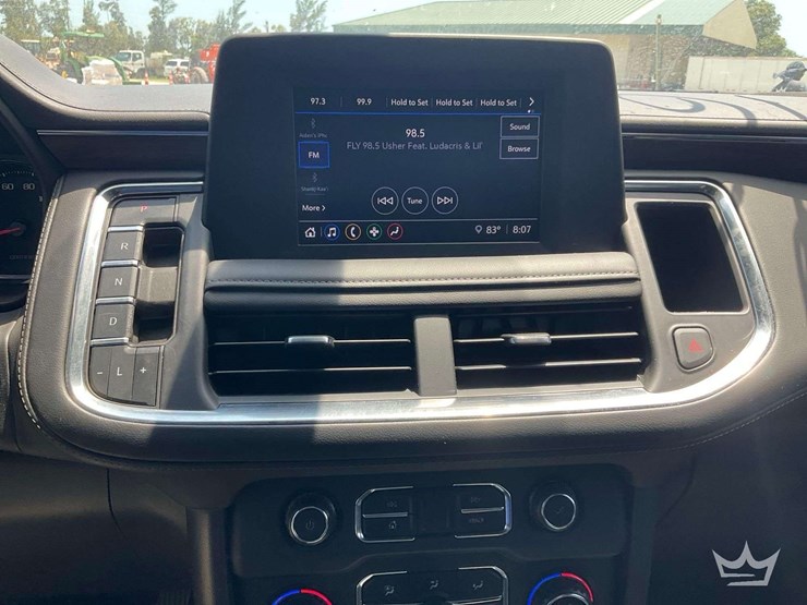 2021-chevrolet-tahoe-image-12