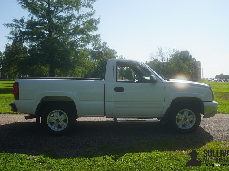 2006-chevrolet-silverado-1500-image-4