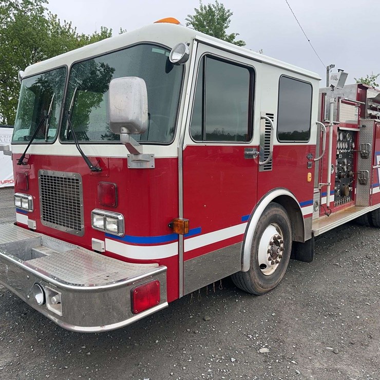 1993 Spartan Monarch S/A Tanker Truck