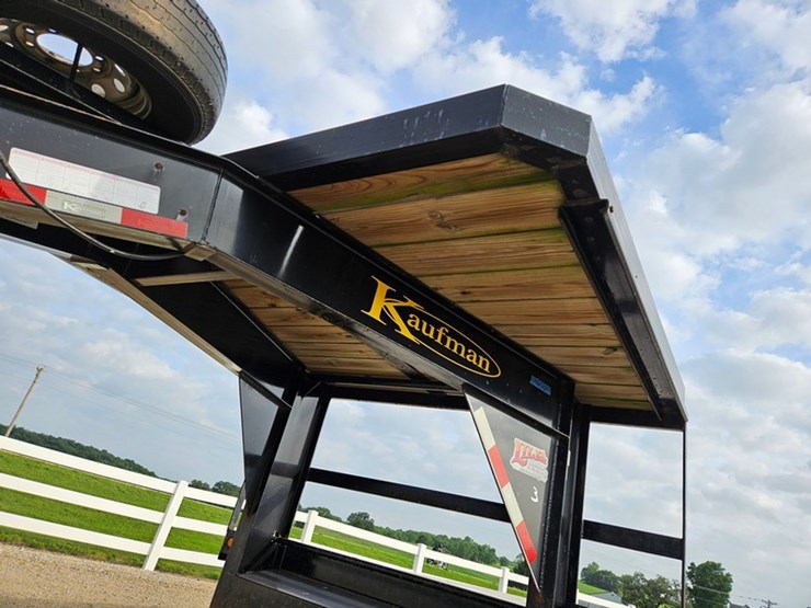 2019-kaufman-102"-image-13