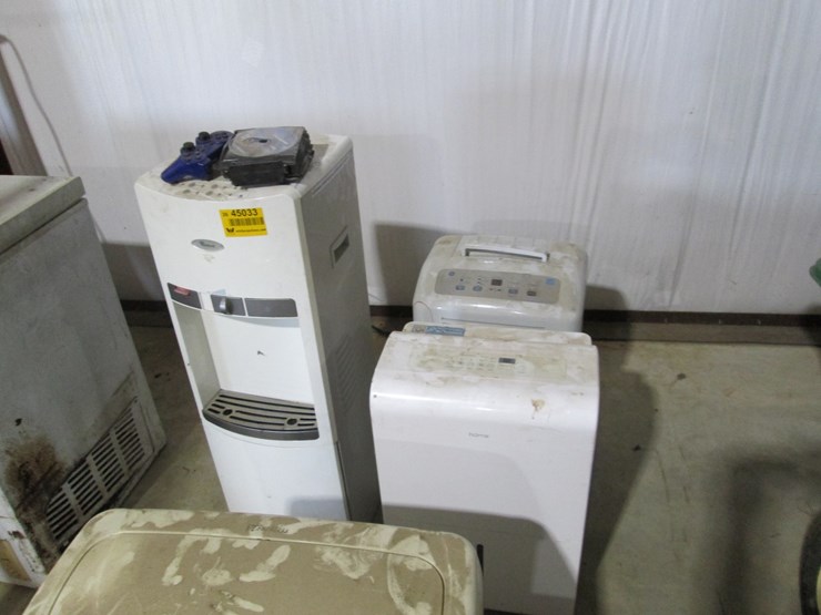 #45033-•-lot-of-dehumidifiers,-and-water-cooler-inv#45033-image-2