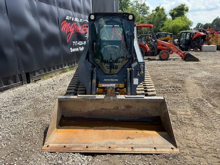 2022-deere-317g-image-7