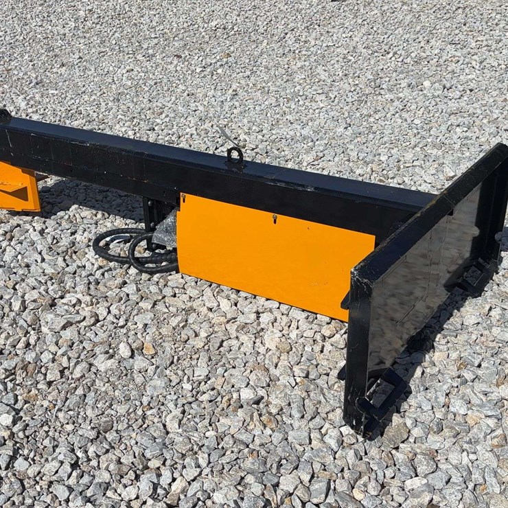 Horizontal Log Splitter Attachment for Skid Steer Loader Model HLS82