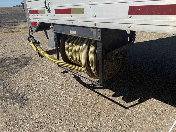 2001-utility-van-image-10