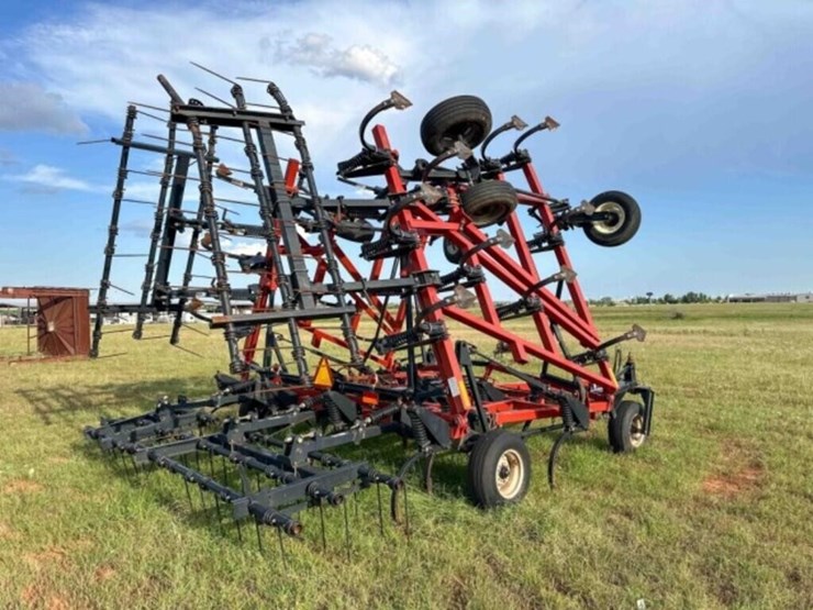 case-ih-600-image-13
