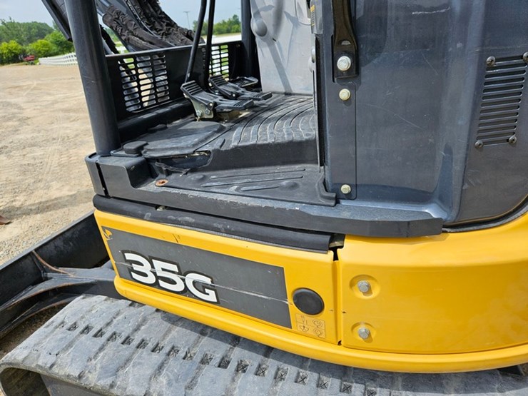 deere-35g-image-25
