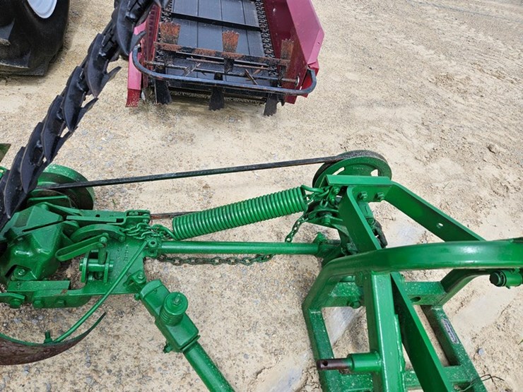 john-deere-350-image-11