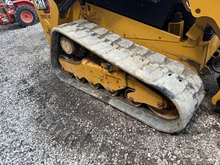 2021-caterpillar-259d3-image-12