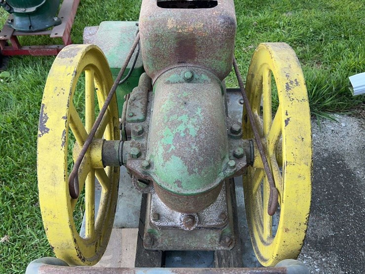 john-deere-e-1-1/2hp-image-4