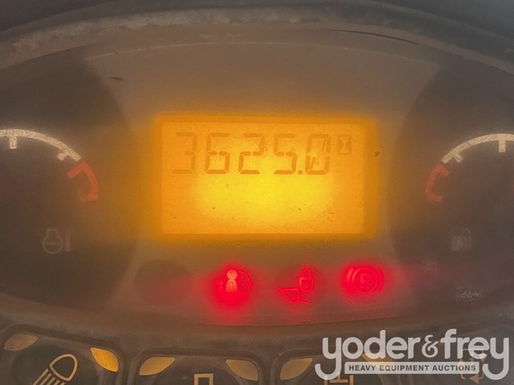 2019-bobcat-t590-image-6