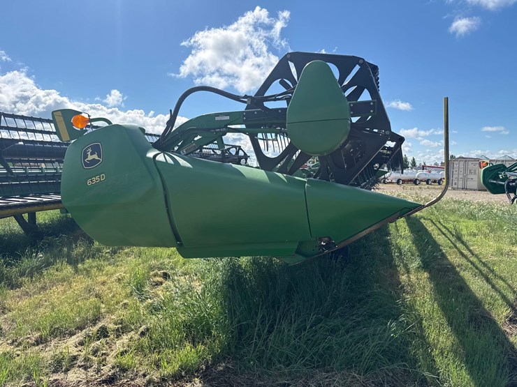 john-deere-635d-image-1