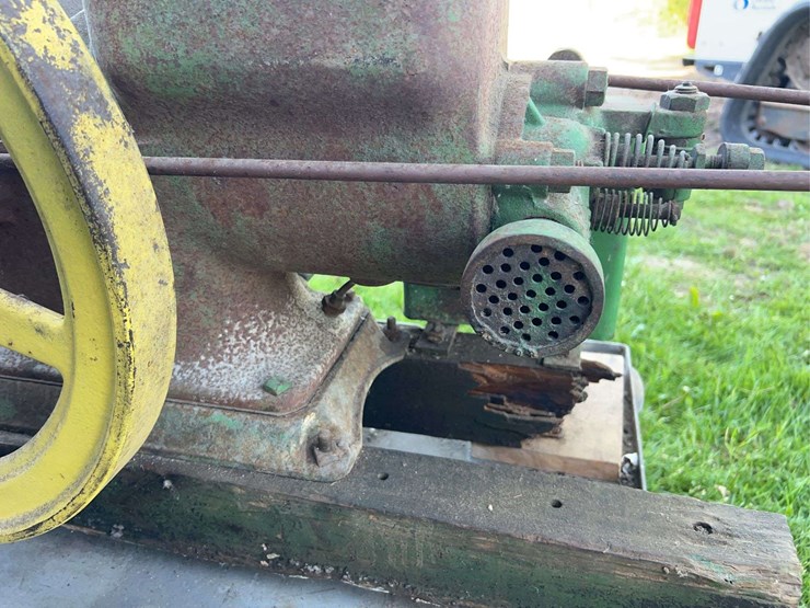 john-deere-e-1-1/2hp-image-9