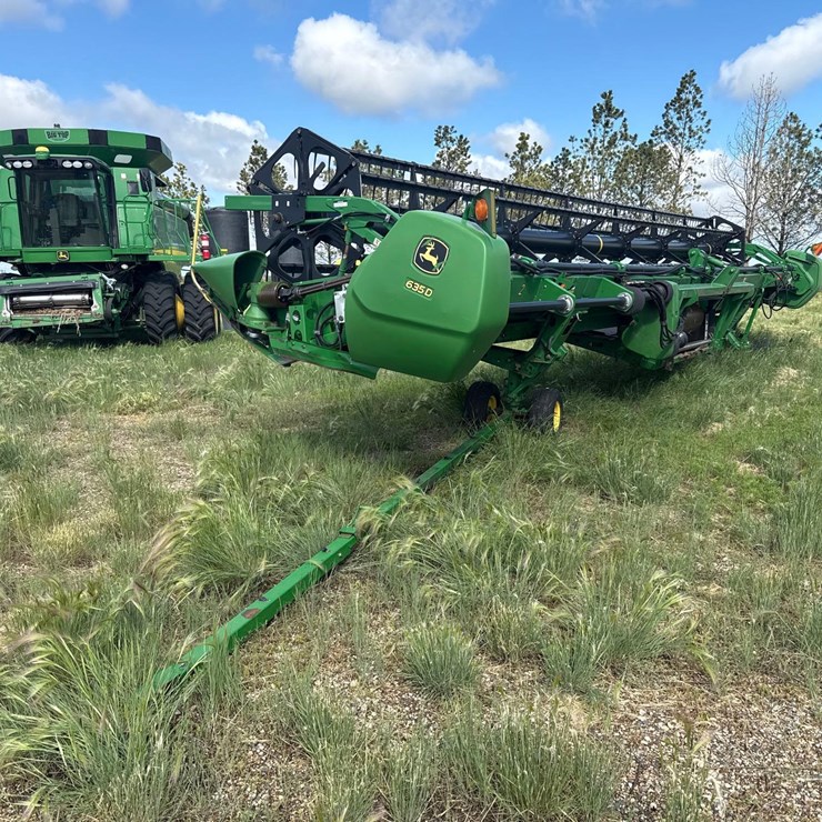 JOHN DEERE 635D