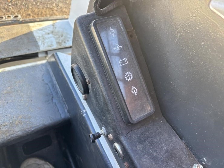 bobcat-743-image-27