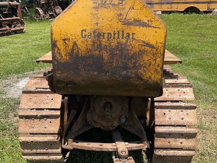 caterpillar-d2-image-4