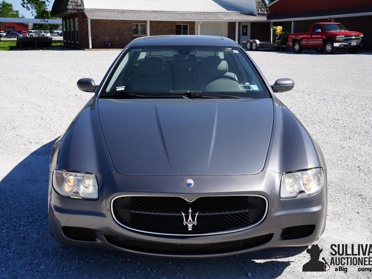 run-#43---2005-maserati-quattroporta-sedan-image-2