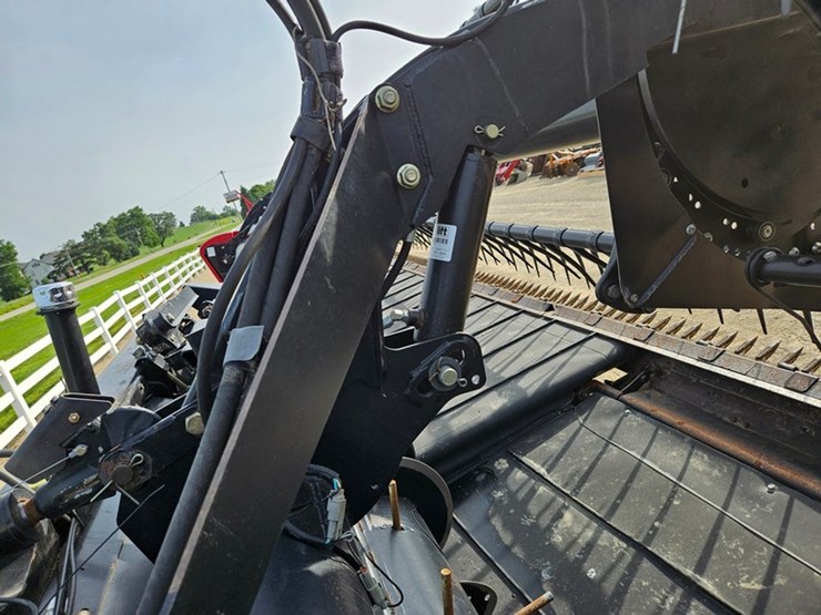 2009-case-ih-2162-image-23