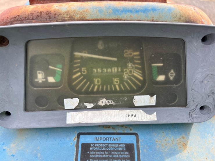 ford-7610-image-23